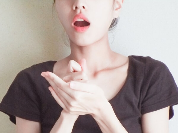 20㏗̔I܂̌́HʓIȑ΍̓RłI